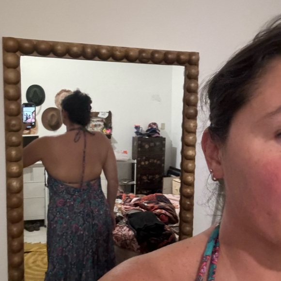 Island dress - Picture 3 of 4